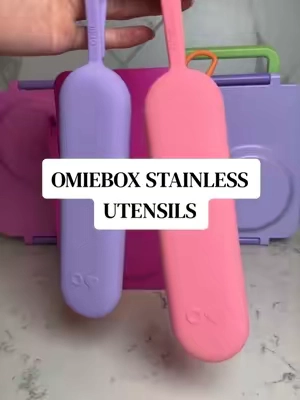 Stainless steel set for the older kids w a convenient pod that you can attach to the Omiebox or Omiebox up! #omiebox #omielife #omielunch #toddlerutensils #TikTokshopbacktoschool @OmieLife 
