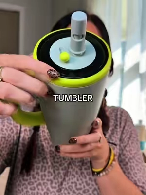 Literally cannot get over this tumbler  #cuptok #tumblertok #spillproofcup 