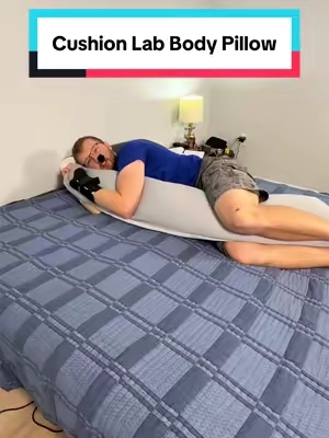 The side sleeping problem  #bodypillow #cushionlab #sleeping #sidesleeper #TikTokshopbacktoschool 