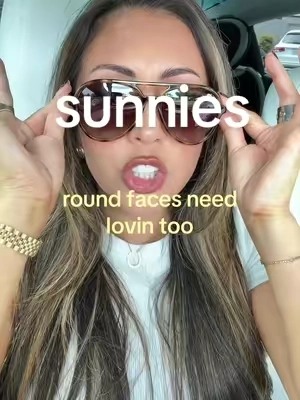 Oversized ray bans in tortoise print?! Eeeek 🥴  #sunglasses #oversizedsunnies #roundface #sunnies #TikTokshopbacktoschool 
