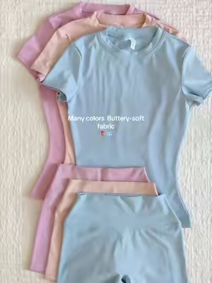 I can’t believe how good this feels on! It supports perfectly and works for workouts or just hanging out all day long.#Tummy #Minimalist #Fitness #SummerVibes #Tenwolf 