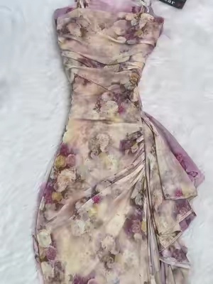Pretty dress!!#dress #floraldress #fashion #OOTD #pretty 