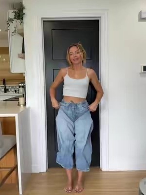 If you don’t have these jeans yet, you’re missing out 🤞🏼 @Gap #fashiontiktok #jeans #gap #comfyjeans #outfitideas 