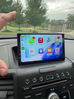 So fun for road trips #carplay #screen #oldcar #car #carplayscreen 