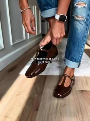 Perfect brown Mary Janes #maryjaneshoes #flatshoes #fallshoes #TikTokshopbacktoschool #sohochic 