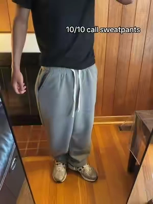 #sweatpants #baggypants #comfysweatpants #fashion #fashioninspo 