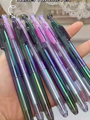 My most BOLD black pens 🖤What pens do you always find yourself reaching for?!Everyone seems to love this pen😍#pen #stationery #nurselife #teacherlife #tiktokmademebuyit 
