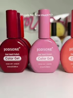 the bang for your buck on this one is actually WILDDD 😍 @JODSONE  #diynails #gelnails #gelpolish #nailsathome #diynailkit 