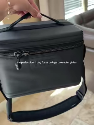 @YETI is an essential for college !🖤 #yeti #lunchbag #collegecommuter #collegeessentials #lunchbags 