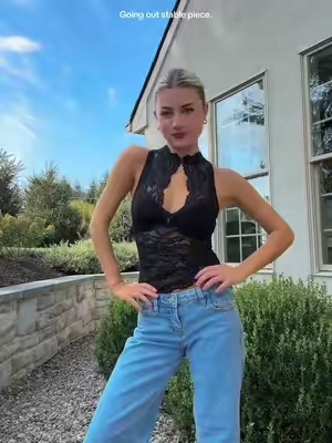 It girl top @Princess Polly 