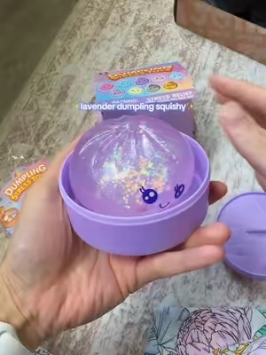 the color is soooo prettyyyy #dumplingsquishy #squishydumpling #squishy #purpledumpling 