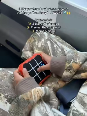 This little 3-in-1 game has earned a permanent spot in my purse 🙌✈️ Perfect for flights, road trips, car rides, restaurants, anywhere I need to keep them entertained! It has 2-player tic-tac-toe, solo play against the computer AND a memory game. Small enough to take anywhere and keeps them busy for HOURS. 👏 #travelhack #kidsgames #tictactoe #toddlergame #games 