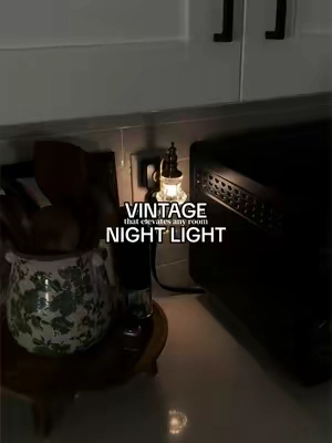 yes, i did order 5 of them 🫣 they are sooo beautiful ✨ #nightlight #antiquehome #vintagedecor #bathroomdecor #homedecor 