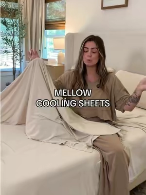 You don’t know good sleep until you’ve tried these ❄️😴☁️ @Mellow Sleep #mellow #coolingsheets #sleepgood #hotsleeper #bedsheets 