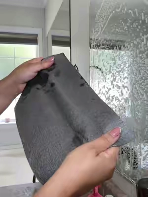 #TikTokShopCreatorPicks #TikTokshopbacktoschool #cleaninghacks #CleanTok #bathcleaning 