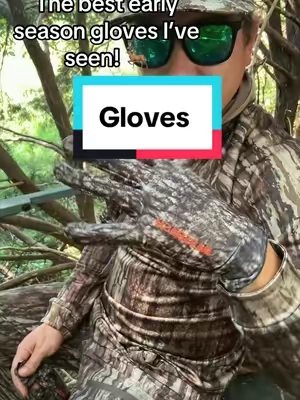 Early Bow seasons, hot enough these gloves are not gonna sweat you like they should #Gloves #Hunting #Camo #Deer #Bow