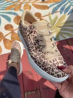So cute for fall 🤎🐆 #skechers #skechersshoes #skecherssneakers #leopardgecko #qvcloyaltyprogram 