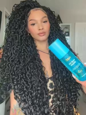 • shiny, silky, soft, & SMELLS incredible all in one bottle 💙  #denver #maree #hairserum #fyp 