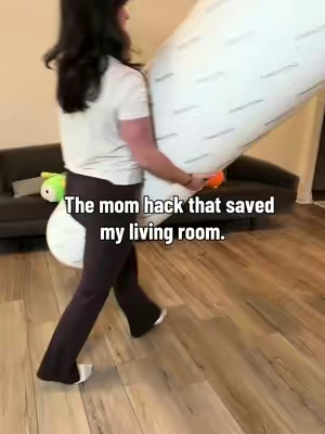 The amount of time we spend on the floor these days 😂🤍 This cushioned rug mat makes floor time so much more comfortable. #HulooSleep #BabyPlayMat #MomLife #BabyMustHaves #TikTokShopCreatorPicks 