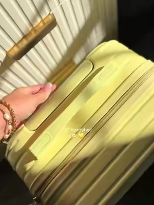 #carryonbag #carryon #luggage #luggagehack #luggageset 