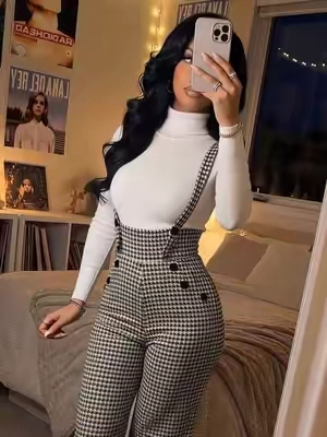#jumpsuit #overalls #trending #TikTokshopbacktoschool #OOTD 