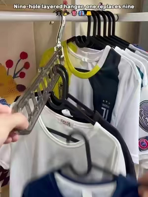 ICorrectlyGuessed the ending because this 9-hole closet-expanding magic hanger is viral on everyone's shopping list right now! #viralproducts #storageideas #TikTokShopDealsforYouDays