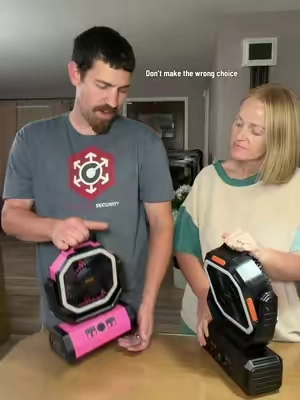 You tell me which is better? #rechargeablefan #portablefan #homefinds #outdoorfan #ogery 