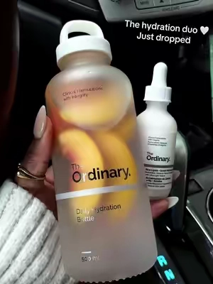 There’s only a limited stock of this bundle! Grab the bundle before it sells out . ##TheOrdinary##TheOrdinaryWaterBottle##GlassWaterBottle##HydratedSkin