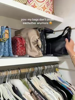 This clear adjustable purse organizer keeps your bags upright, separated, and easy to grab 🙌🏼 Such a simple closet upgrade! #TikTokShop #PurseOrganization #ClosetOrganization #OrganizationHacks #HomeFinds 