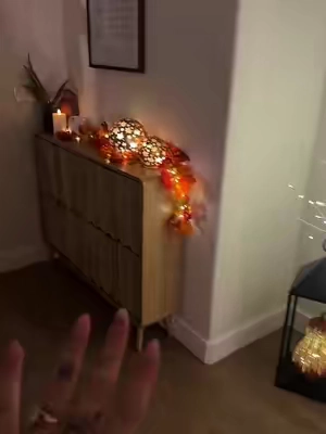 These illuminated globes are a fall decor must 🍁🪾🍂 QVC fall decor - fall decorating- fall decorations #fall #falldecor #falldecorating 