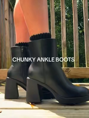 oooooo I love the black in these 🐈‍⬛🖤🕸️  #ankleboots #chunkyheel #fallfashion #fallboots #blackboots 