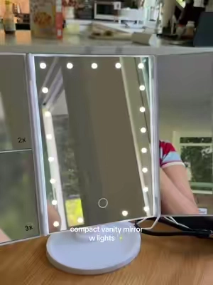 Love how compact this vanity mirror is #vanitymirror 