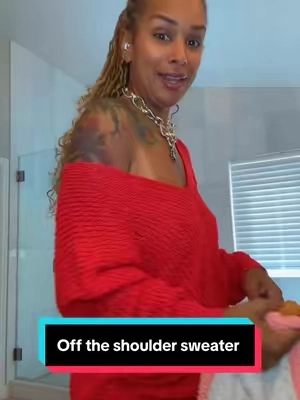 Love a off the shoulder moment ❤️ @LILYTREE  #offtheshoulder #sweaterweather #sweater #tiktokshopcreatorpicks #falldealsforyou 