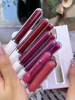 10 Matte Liquid Lipsticks For The Price Of One? This Is A Steal 💄#MatteLipstick#LipstickSet#LipstickSet#tiktok 