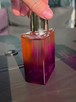 Four full-size perfumes in ONE set 😍 BellaVita’s Showstopper set gives you four completely different scents so you can switch it up depending on your mood, outfit, or occasion. Sweet, feminine, warm, bold… there’s literally something for every vibe, and these are 3.4 oz bottles, not tiny samples. ✨  @BellaVitashop   #Perfume #perfumes #bestperfume #PerfumeSet #WomensPerfume 