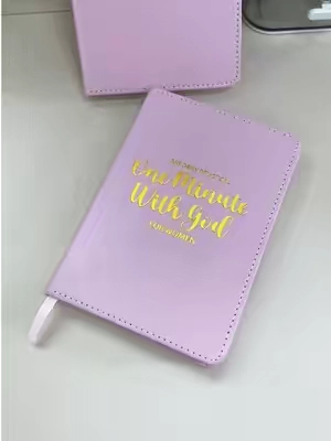 #backtoschool #womenbook #godisgood #dailydevotion #oneminutewithgod 