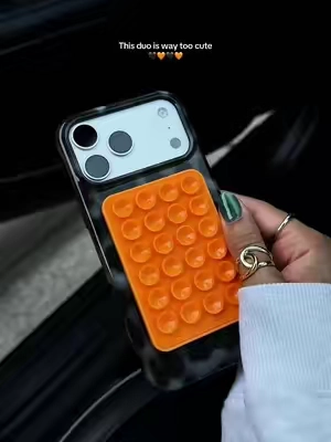 such a cute combo especially during fall 🖤 @Velvet Caviar #velvetcaviar #phonecase #cutephonecases #iphonecase #TikTokshopbacktoschool 