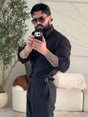 Outfit full black + perfume Valentino born in Roma intense  #outfit #outfitinspo #mensfashion #perfumesmasculinos #mensfragrance 