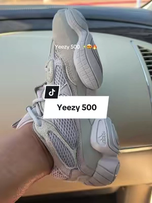 Yeezy 500 ✨😍🔥 #yeezy500 #yeezy #yeezys #TikTokshopbacktoschool #tiktokshopcreatorpicks 