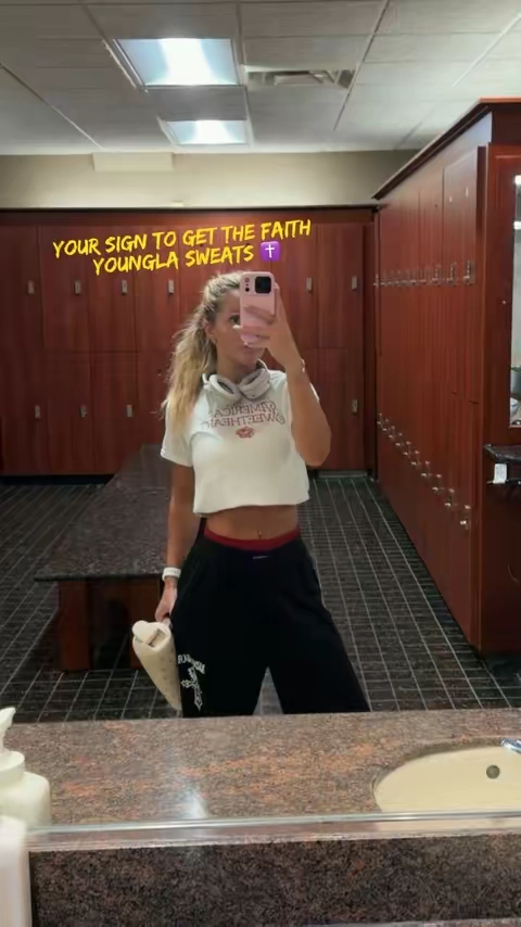 #youngla #workout #sweatpants 