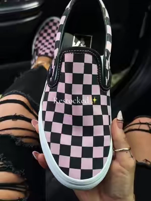 @vans finally restocked the pink & black checkered slipons. These definitely won’t last long #vans #slipons #vansslipon #checkeredprint #tiktokshopsummersale 