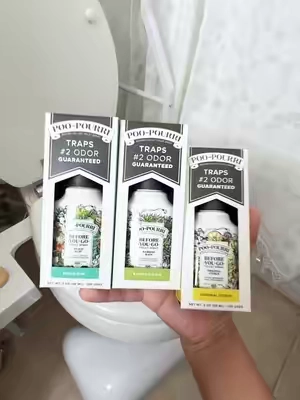 Getting the bundle is so much better so I can place one in each bag when I travel. #PooPourri #BathroomEssentials #bathroomspray #MustHaveProducts #toiletspray @Poo~Pourri 