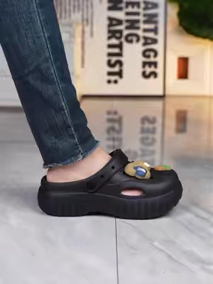 "Will be your go to summer shoe!!#summersandals #cushionsandals #softsandals  #slides #TikTokshopbacktoschool   "