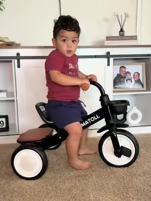Triciclo para niños desde los 2-5 el regalo perfecto para esos días de parque. Disponible en varios colores‼️@Umatoll shop  #tricycle #kids #toddlermusthaves #triciclo #niños 