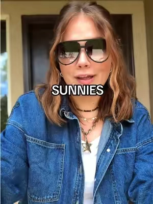 @Quay the freaking cutest sunnies!! #sunglasses #sunnies #aviatorsunglasses #accessories #quay 