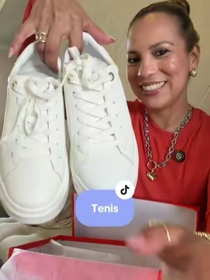 Tenis de moda #tenisblancos #teniscomodos #tenisdeplataformas #tenisblancosmujer #womensneakers 