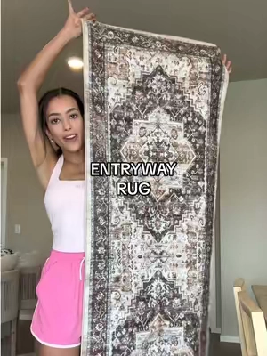 The price on these is too good to miss!! #runnerrug #entrywayrug #entrywaydecor #washablerug #affordablehomefinds 