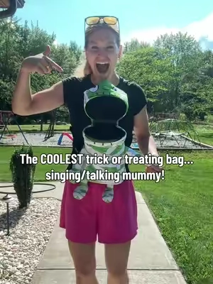 This bag is awesome for trick or treating! A singing/talking mummy…how fun is that?!  #trickortreat #trickortreating #trickortreatbags #halloween #halloweenfinds  