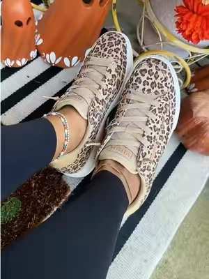 New arch fit sneakers 🤎🤎 #skechers #skechersshoes #skecherssneakers #fallshoes #qvcloyaltyprogam 