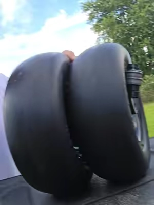 vevor flat free lawn mower tires! 